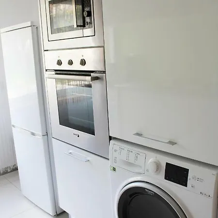Feel Apartment